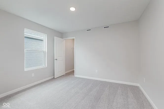 3807 Sterling Dr — Photo 19