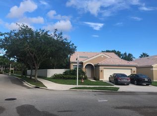 800 Savannah Falls Dr, Fort Lauderdale, FL 33327