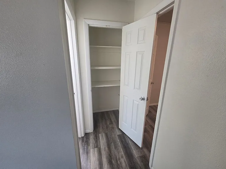 803 Yuma St — Photo 16