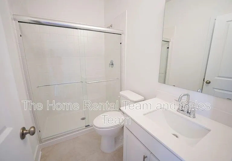 128 Kingswood Cir — Photo 8