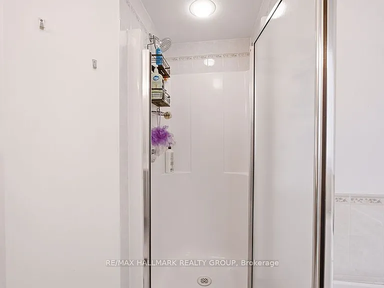 1542 Tonilee Dr — Photo 33