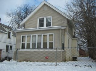 2006 Cadillac St, Flint, MI 48504