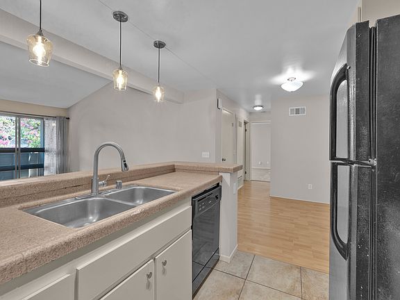2nd image of 9189 Village Glen Dr Unit 250