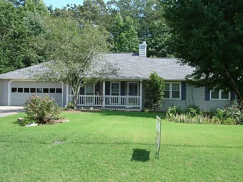 488 Slew Ave Photo 1