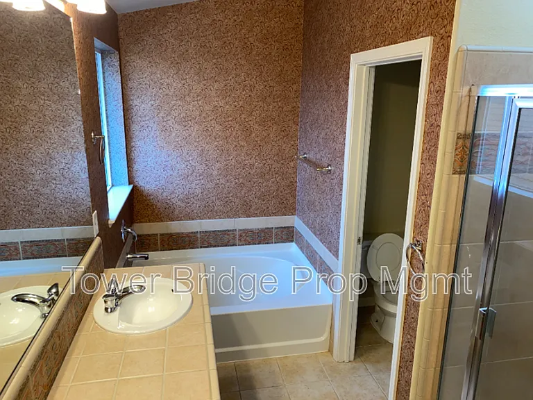 10949 Bellone Way — Photo 9