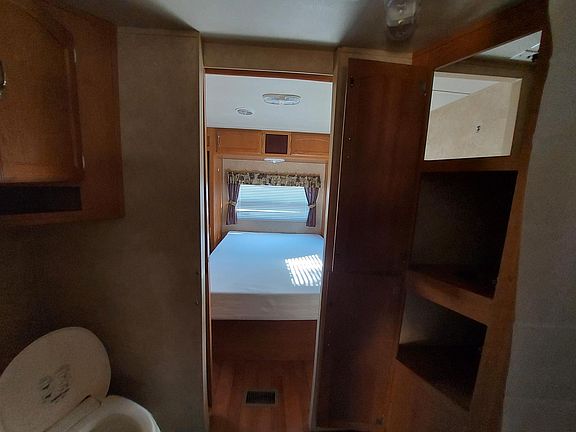 4th image of 57 Anchorage Ct