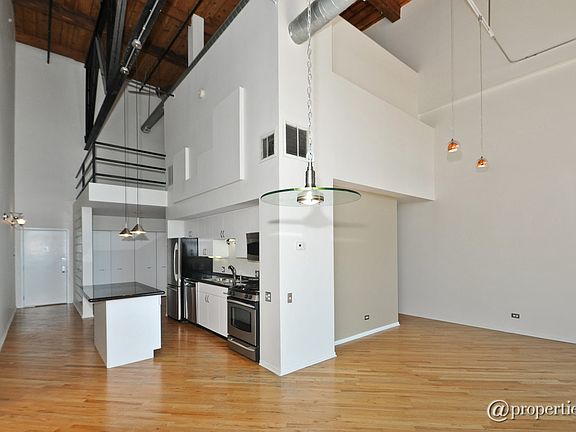 Kitchen/Living Room