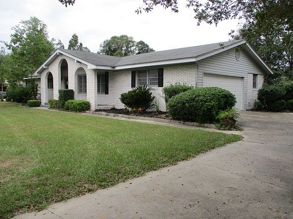 2nd image of 3053 Academy Dr