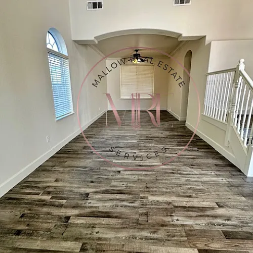 4 bed, 2439 sqft, $2,850 — Photo 3