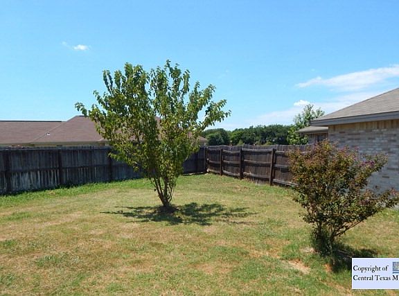 5th image of 1510 Dustin Cade Dr