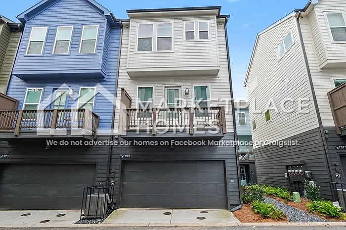 2 bed, 2.5 bath, 1360 sqft, $2,495 — Photo 2