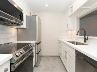 Cascadian View Apartments, Seattle, WA 98109