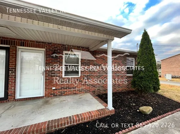 755 Kirk Ave, Lenoir City, TN 37771