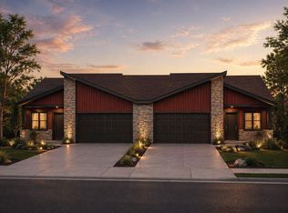 222 Whitetail Way #7, Deerfield, WI 53531