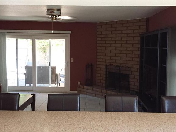 Kitchen Open to Family Room!