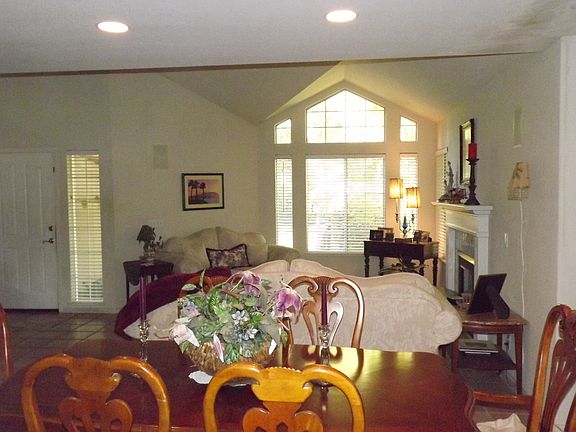 5th image of 4646 Saint Andrews Dr