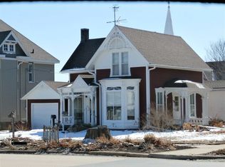 101 E Hamilton St, New Hampton, IA 50659