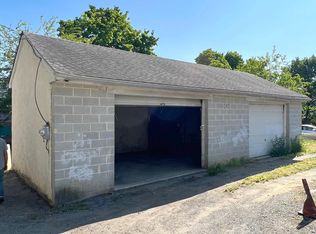 413 Walnut St, Darby, PA 19023