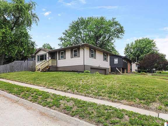 2nd image of 4022 N 92nd Cir