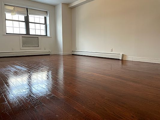 2nd image of 2578 38th St APT 3B