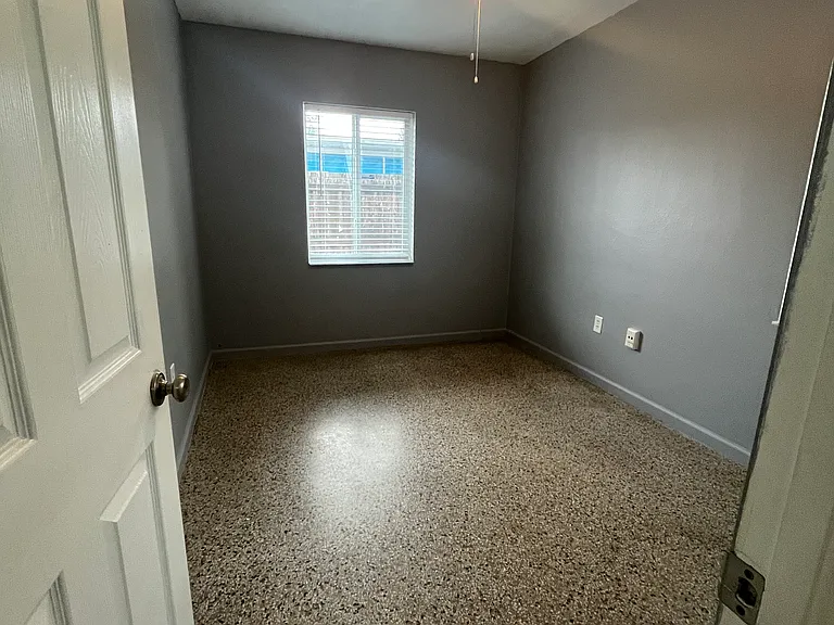514 Romano Ave — Photo 30