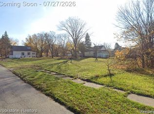 8146 Edgewood St, Detroit, MI 48213