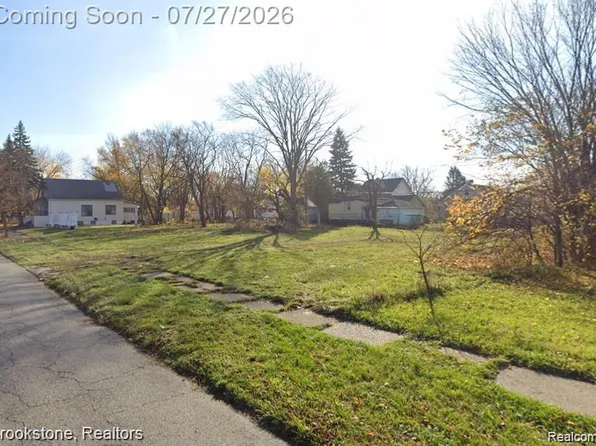 8146 Edgewood St, Detroit, MI 48213
