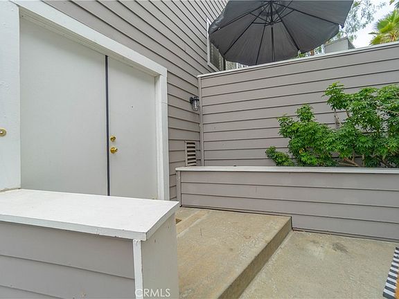 3rd image of 513 Walker Rd