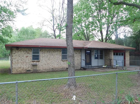 618 Green Country Dr, Tahlequah, OK 74464