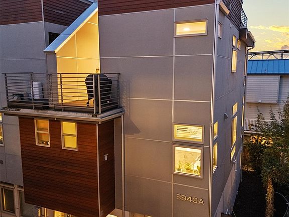 2nd image of 3940 1st Avenue NE #A