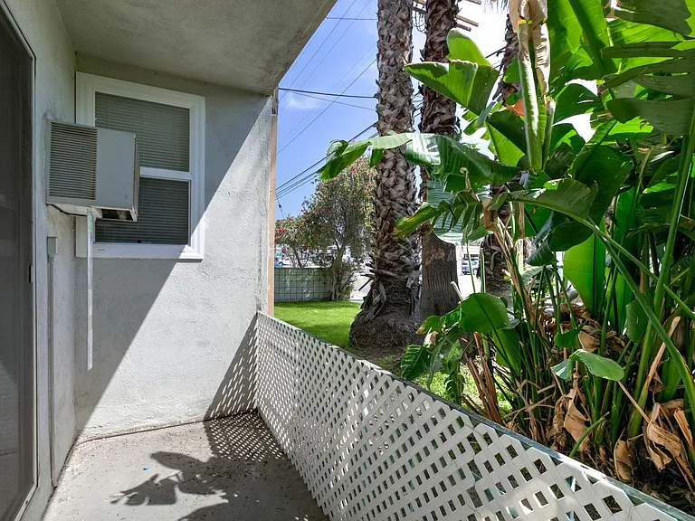 Whitsett 6335 — Photo 10