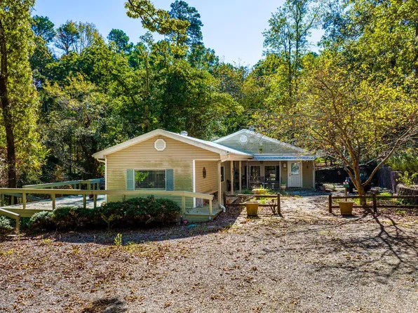 7246 Green Hills Rd, Gilmer, TX 75645