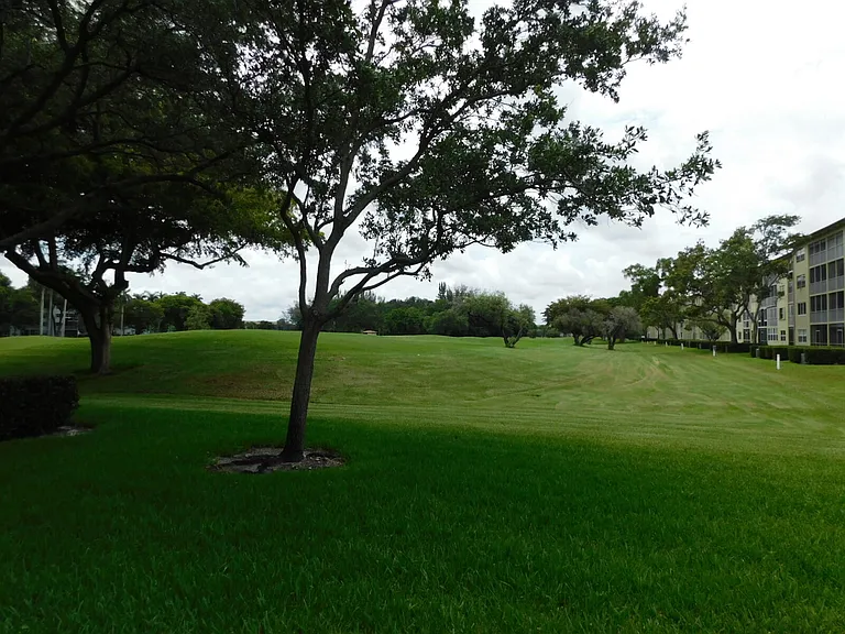 12800 SW 7th Ct #115 — Photo 37