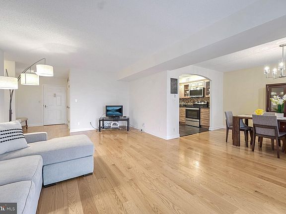 3rd image of 5901 Mount Eagle Dr APT 212