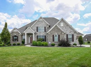 4703 Country Downs Dr, Mason, OH 45040