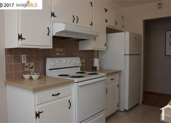 2nd image of 3440 65th Ave Unit 2