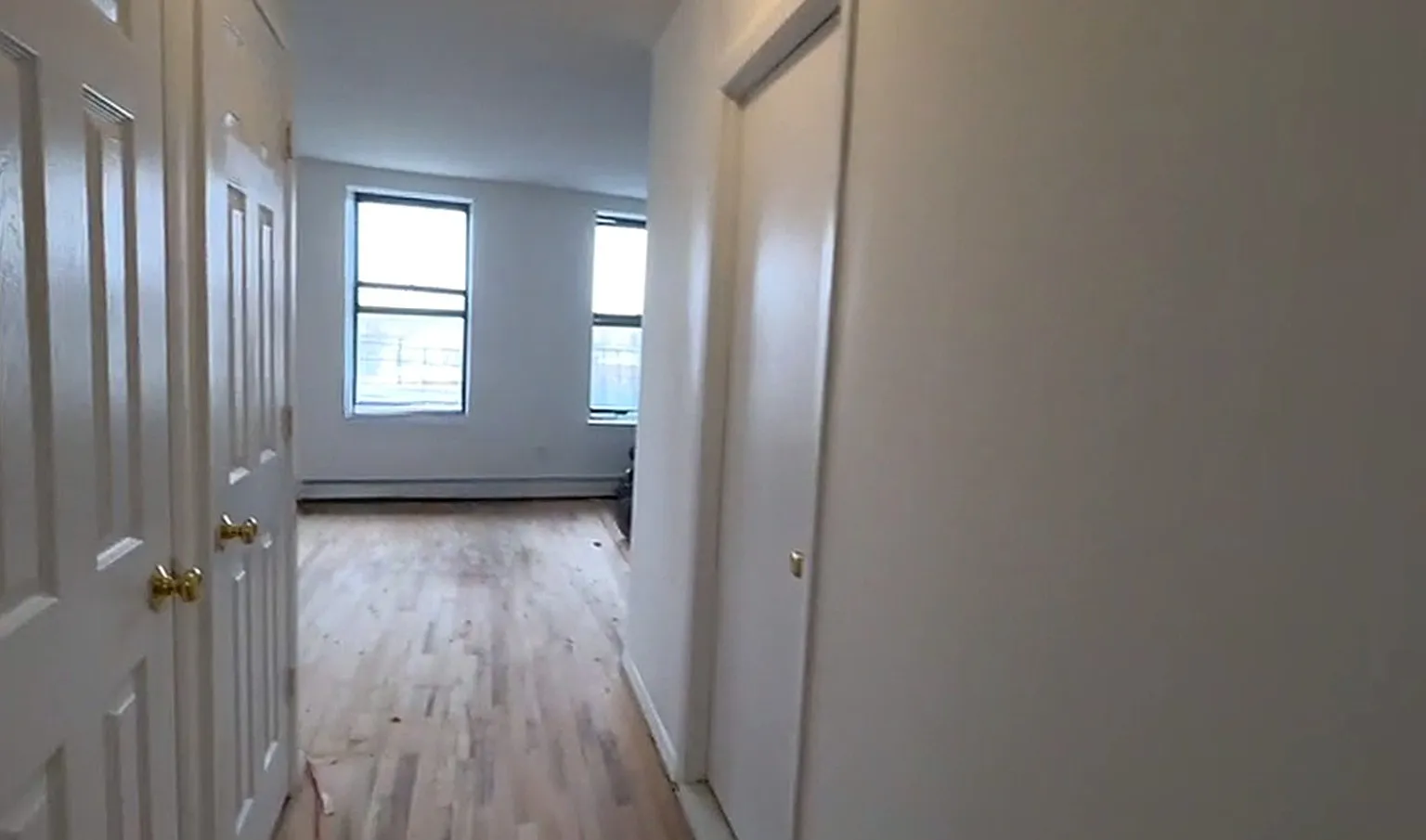 1358 Sheridan Ave — Photo 3