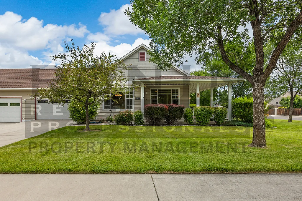 1119 Daisy Lane - 1 — Photo 1