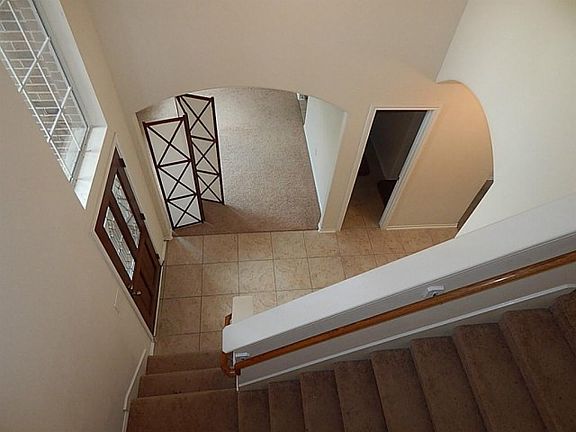 4th image of 1947 Hawthorne Brook Ln