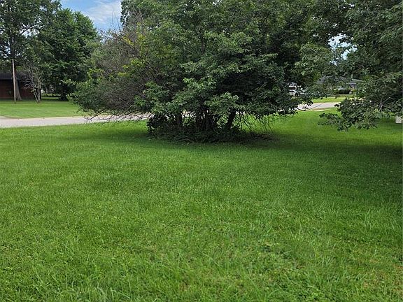 3rd image of 149 Hutchinson Rd
