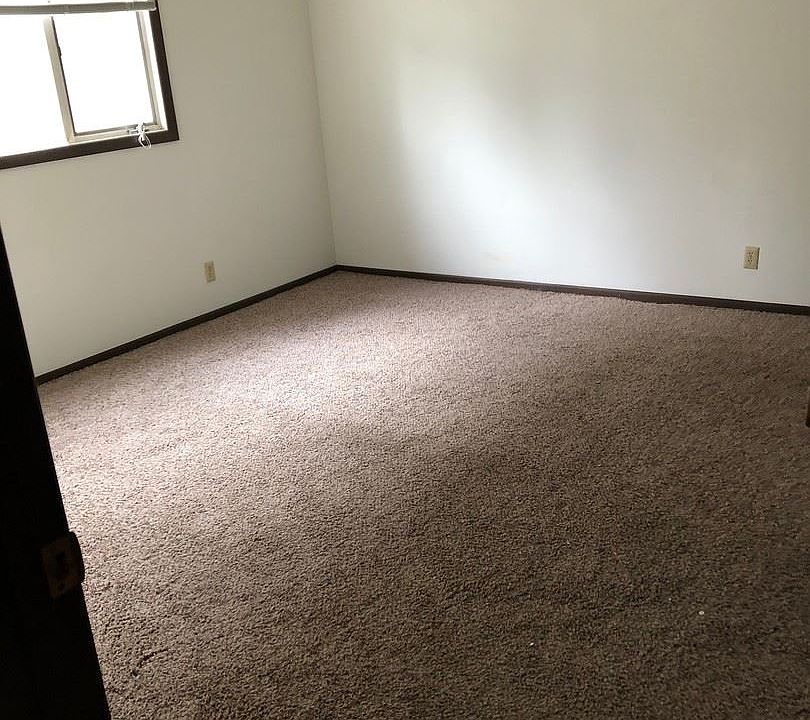 2nd image of 605 Stucky St APT F2