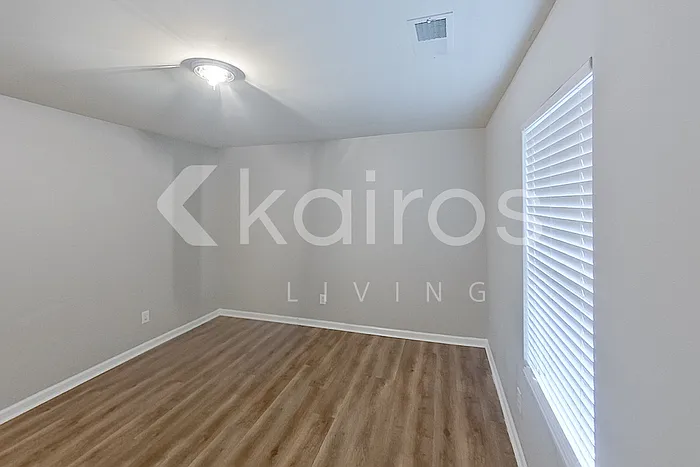 127 Village Creek Dr — Photo 14