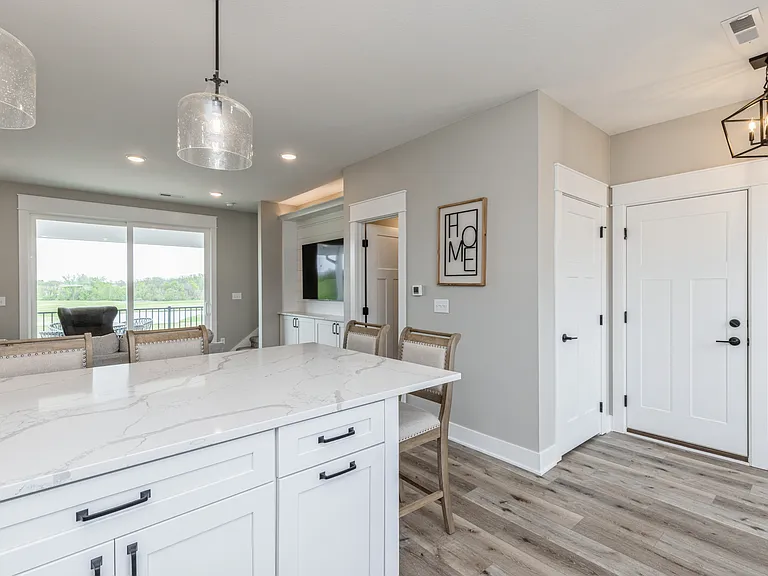 909 Ledgestone Ct — Photo 11