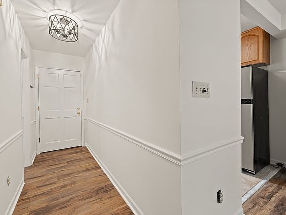 3rd image of 5616 Mantachie Ct