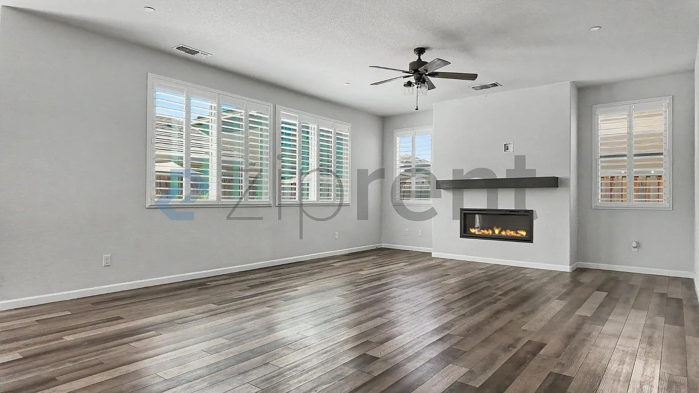 5 bed, 2629 sqft, $3,750 — Photo 4