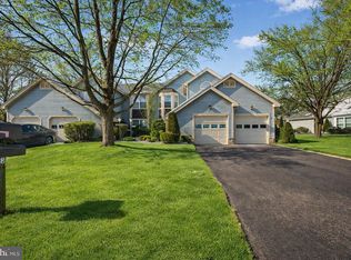 3 Spaulding Dr, Monroe Township, NJ 08831