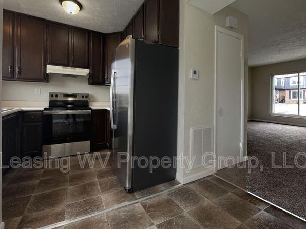 139 Clayton Ave #1D