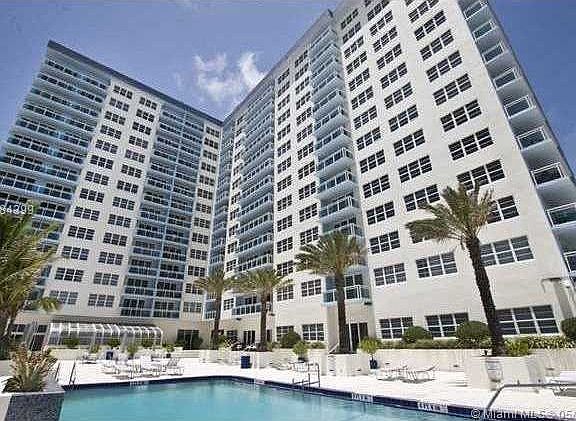 5th image of 6928 Collins Ave