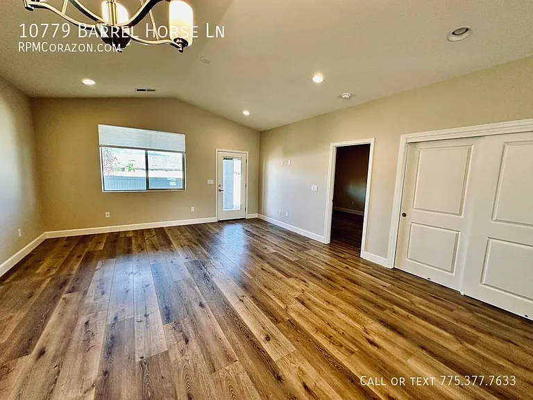 10779 Barrel Horse Ln — Photo 6