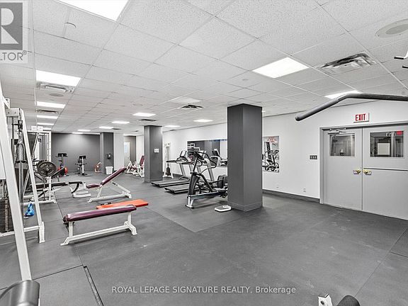 3rd image of 393 King St W #408